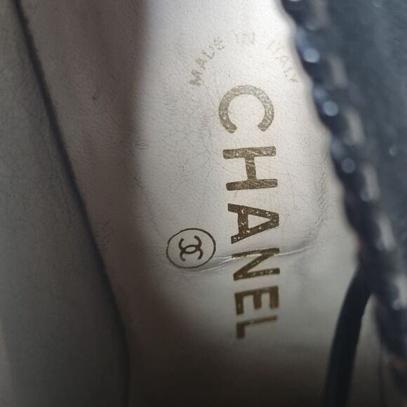 CHANEL Vintage Black Suede & Leather Lace-Up Heels - Made in Italy - Picture 8 of 8